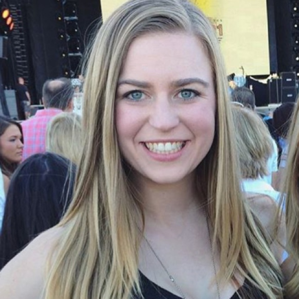 Meet your Posher, Savannah